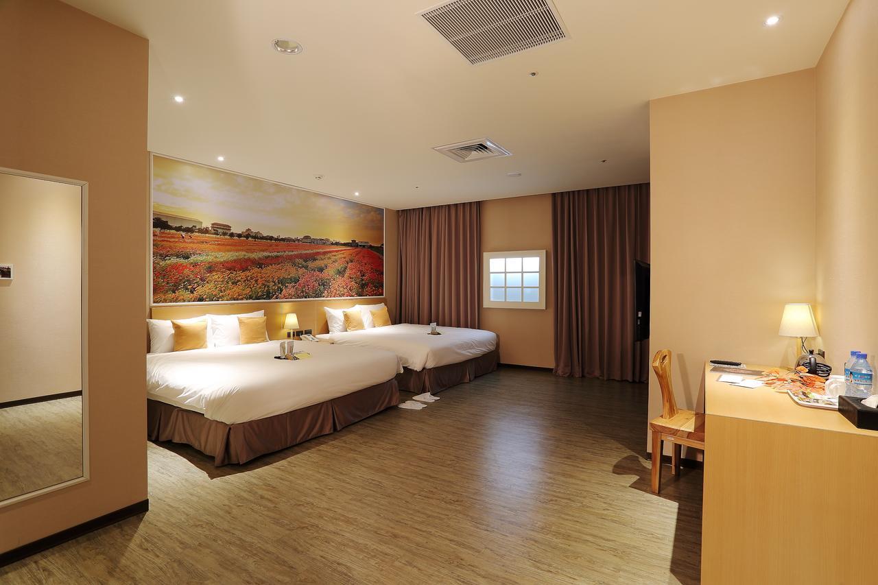 Mingli Hotel Kaohsiung Exterior photo