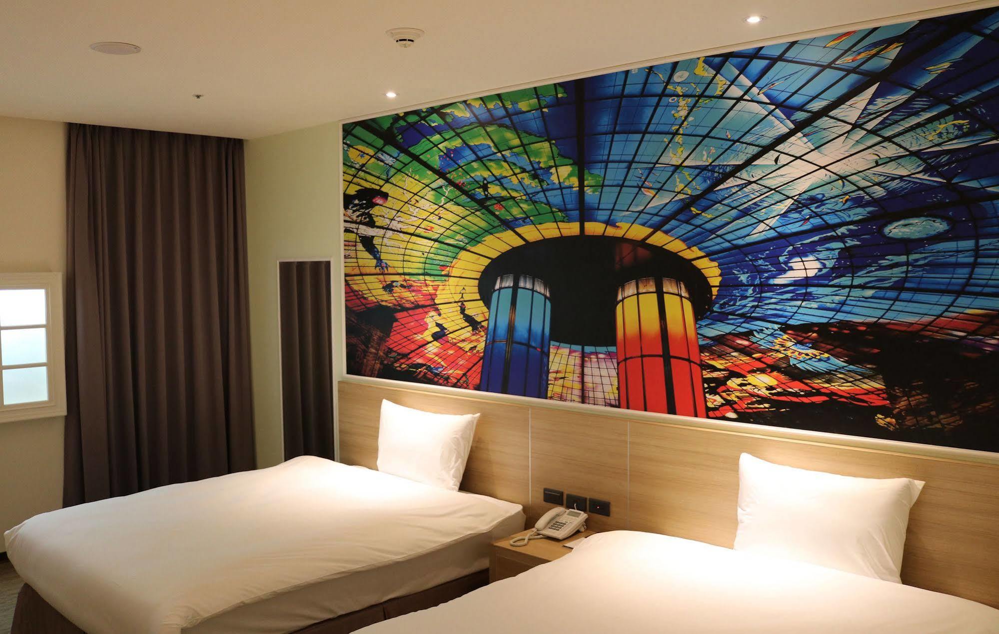 Mingli Hotel Kaohsiung Exterior photo