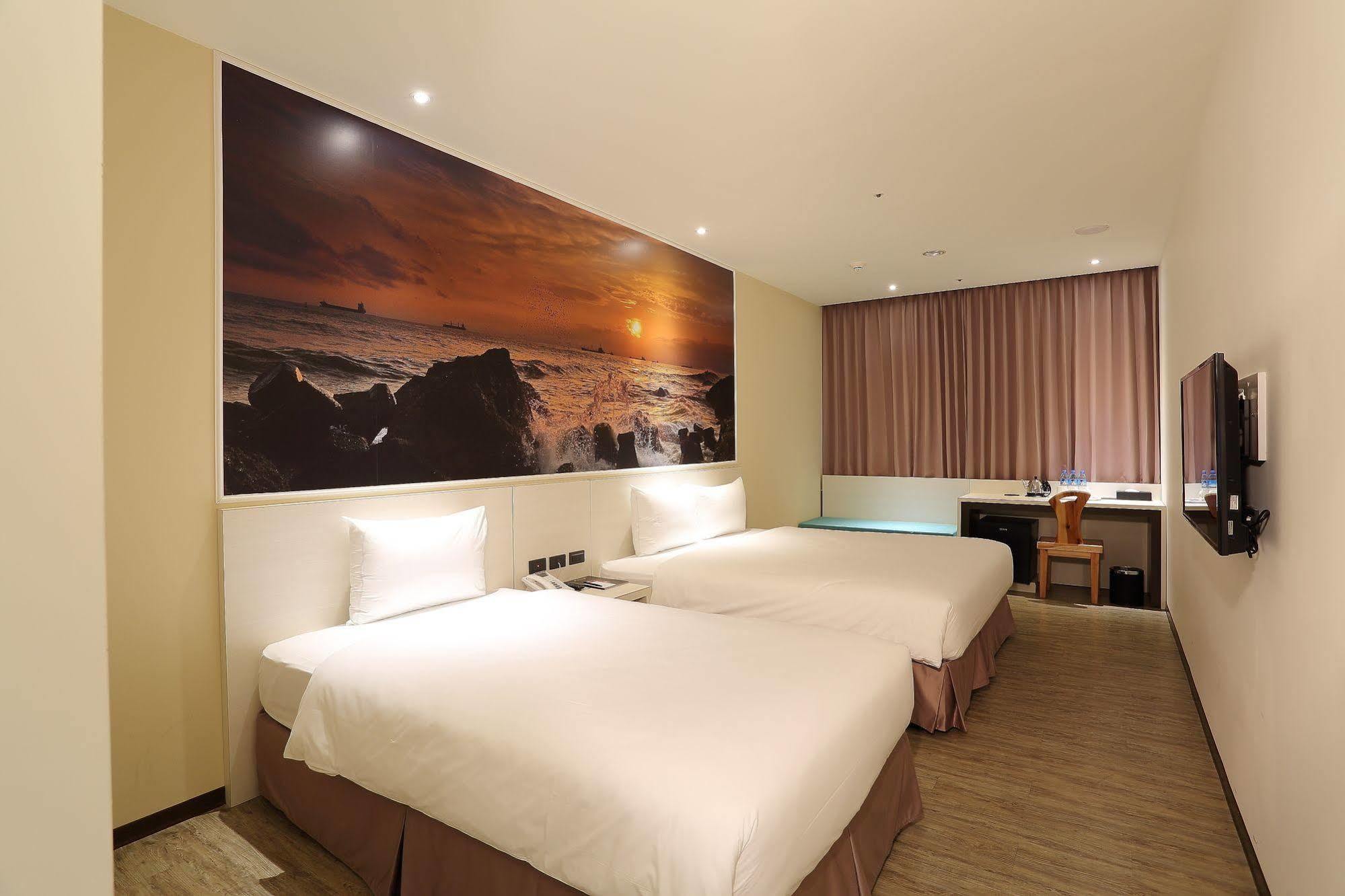 Mingli Hotel Kaohsiung Exterior photo