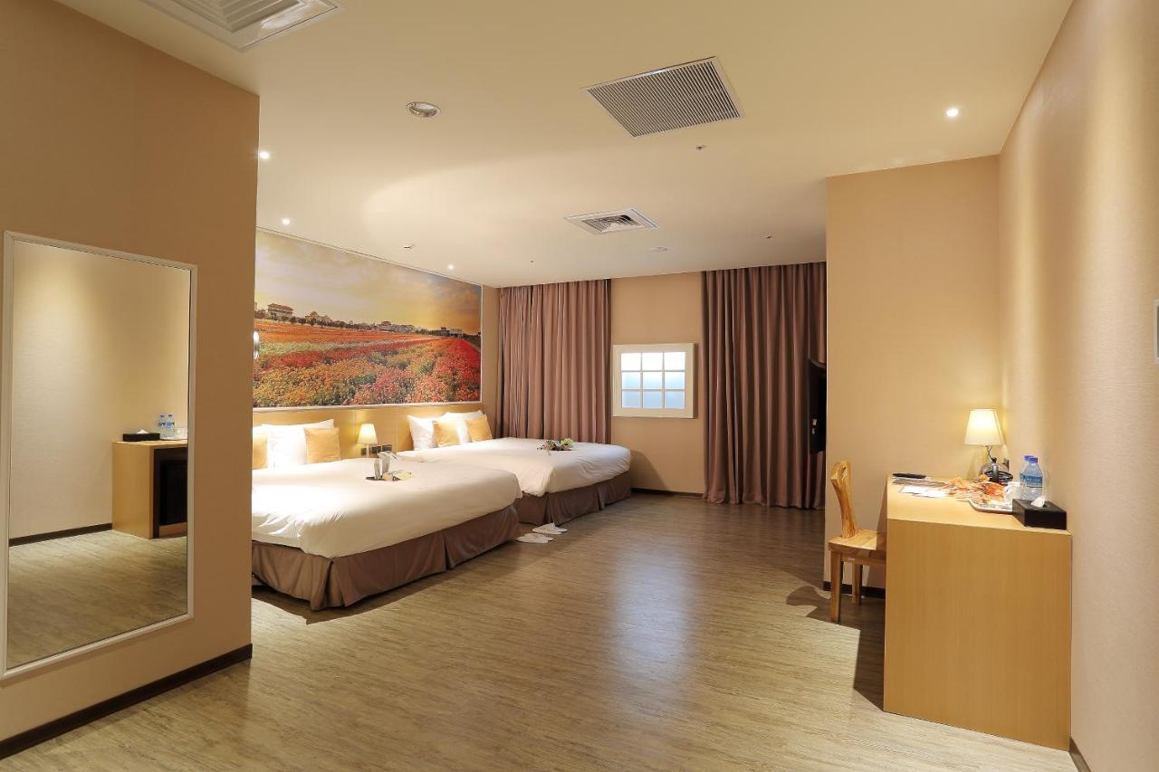 Mingli Hotel Kaohsiung Exterior photo